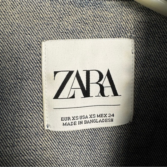 Zara light wash retro distressed denim jacket ladies size XS oversized biker - Picture 2 of 5